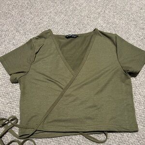 Women’s tie up top